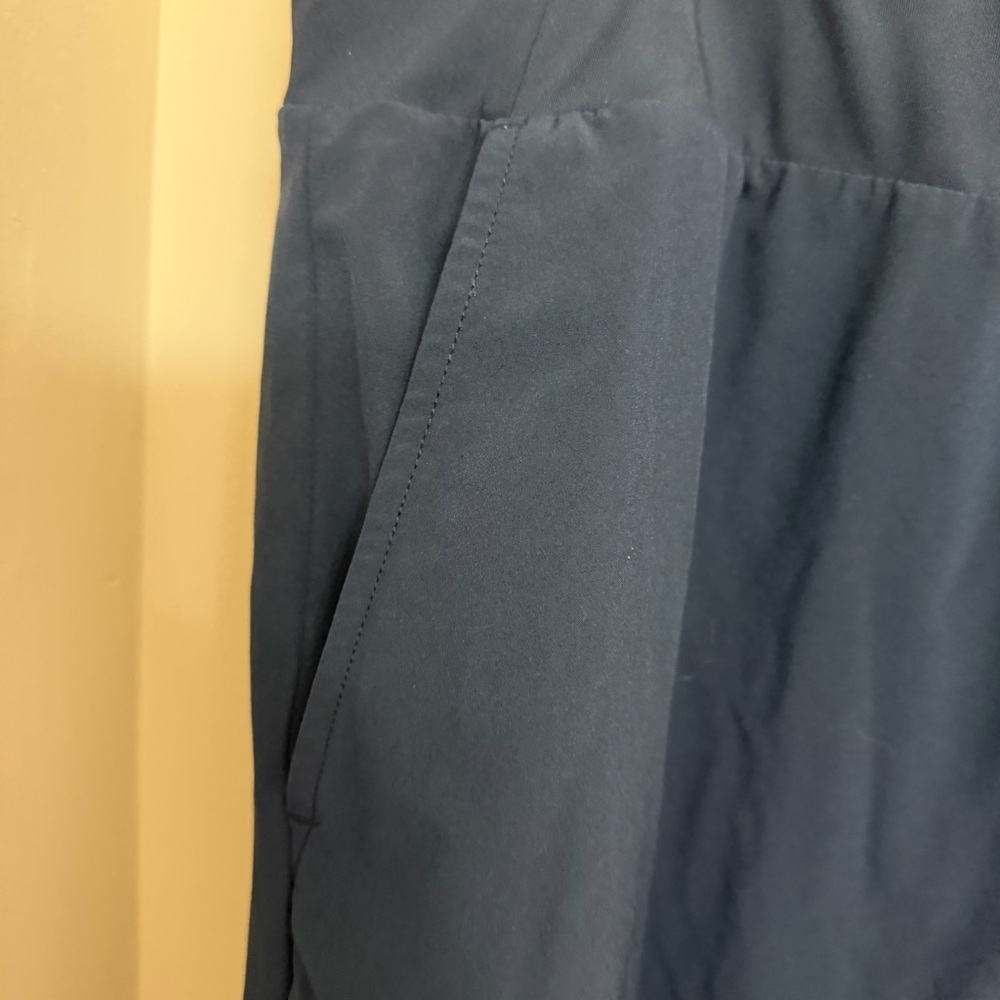 STYLUS Navy Performance Skort - Picture 3 of 6
